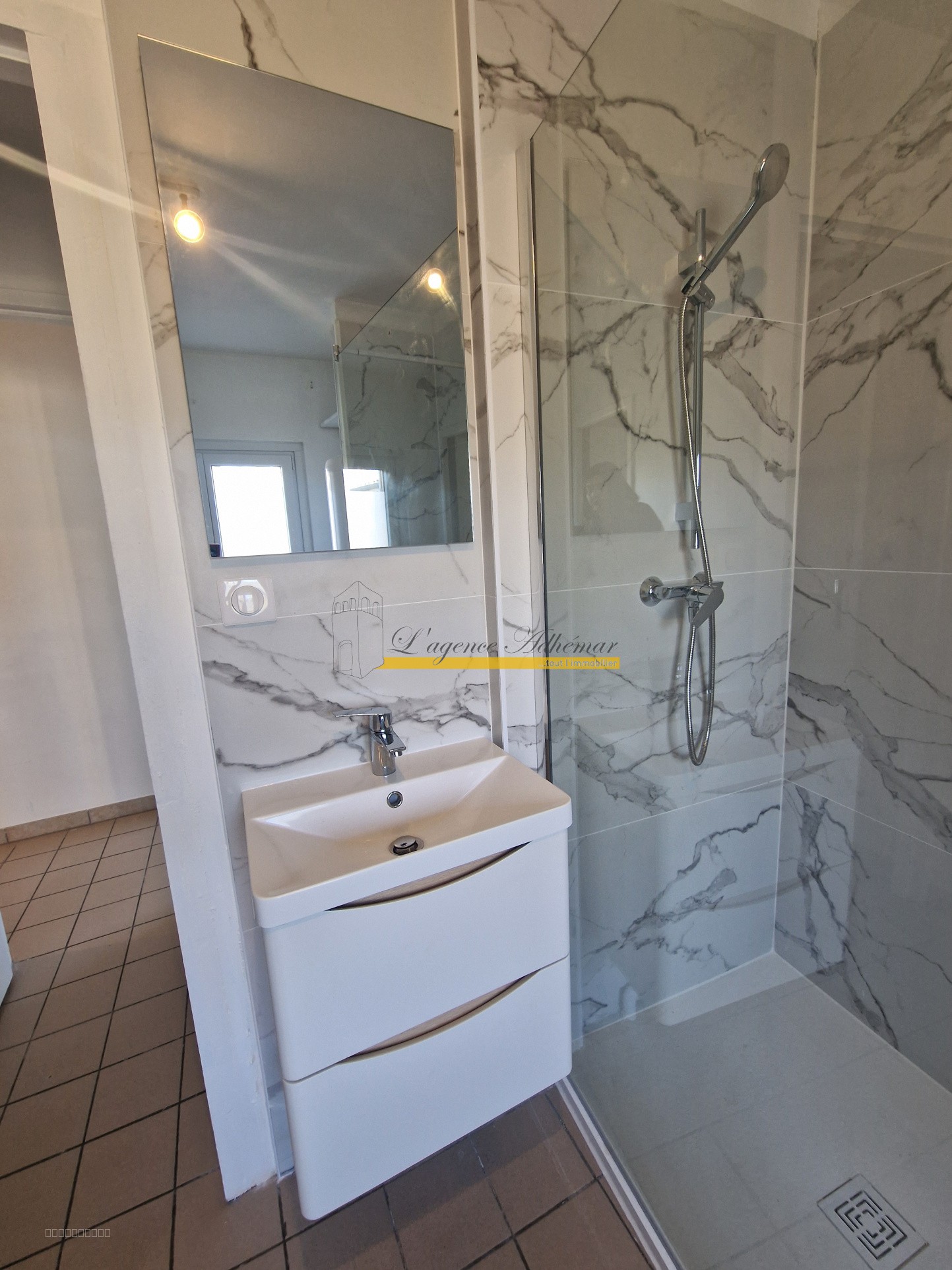 LE POET LAVAL à louer appartement T4 avec jardin — photo 10