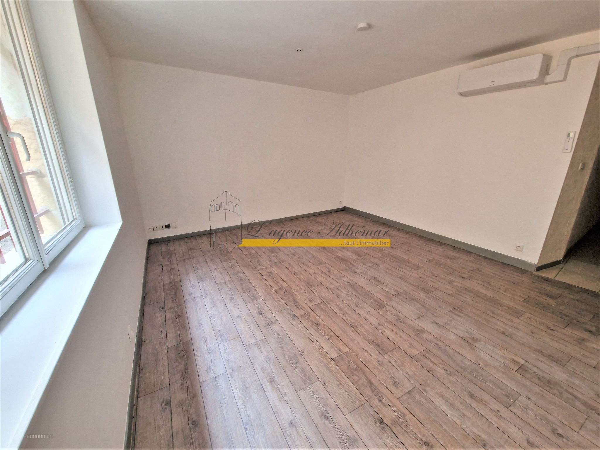 Montélimar, centre ville, immeuble de rapport à vendre. — photo 4