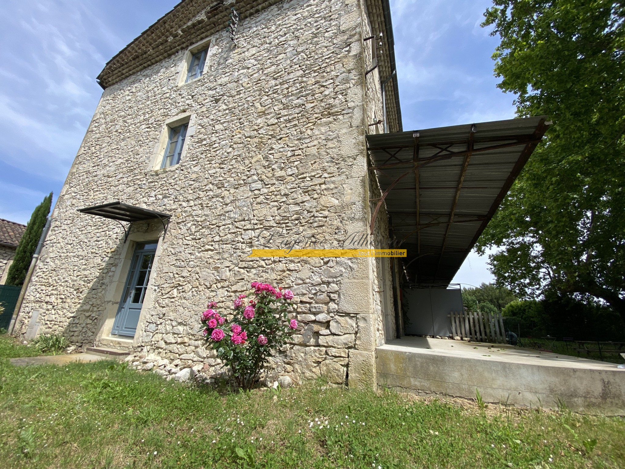 MONTBOUCHER SUR JABRON. Appartement T4 à vendre, avec jardin. — photo 6
