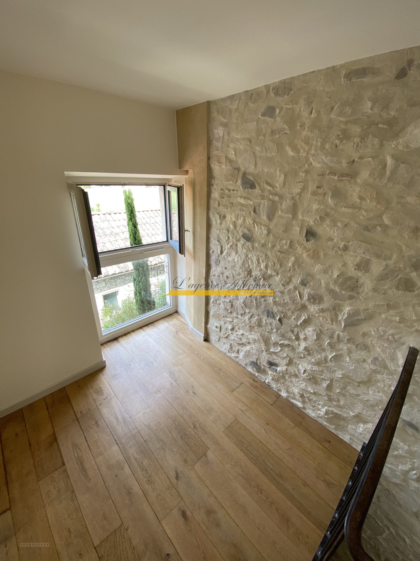 MONTBOUCHER SUR JABRON. Appartement T4 à vendre, avec jardin. — photo 14