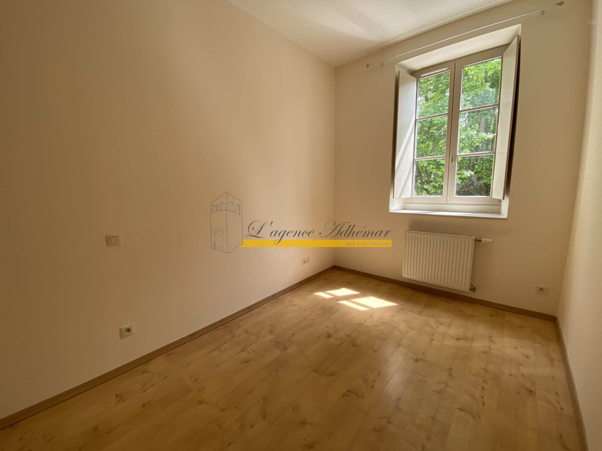 MONTBOUCHER SUR JABRON. Appartement T4 à vendre, avec jardin. — photo 17