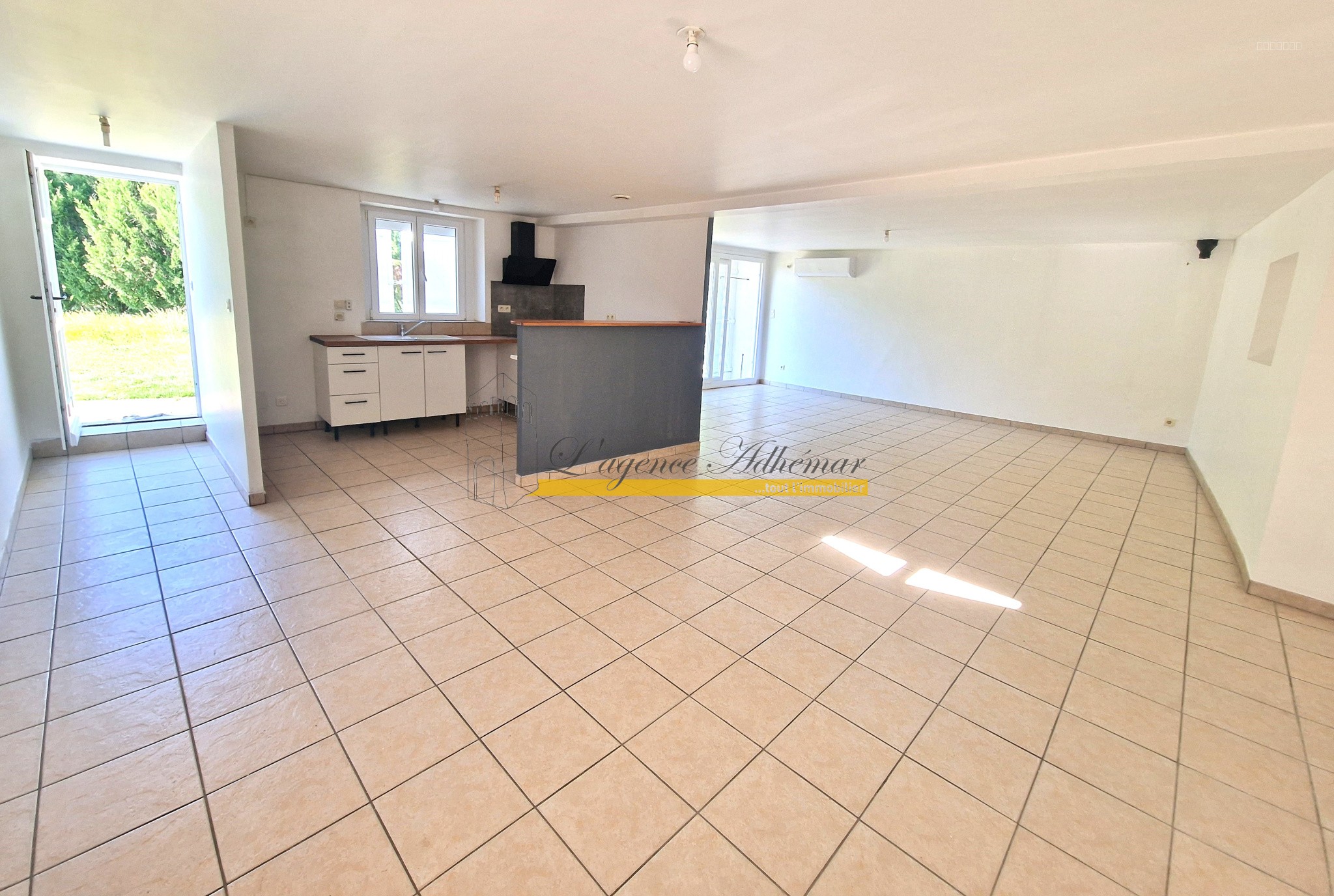 LE POET LAVAL à louer appartement T4 avec jardin — photo 3