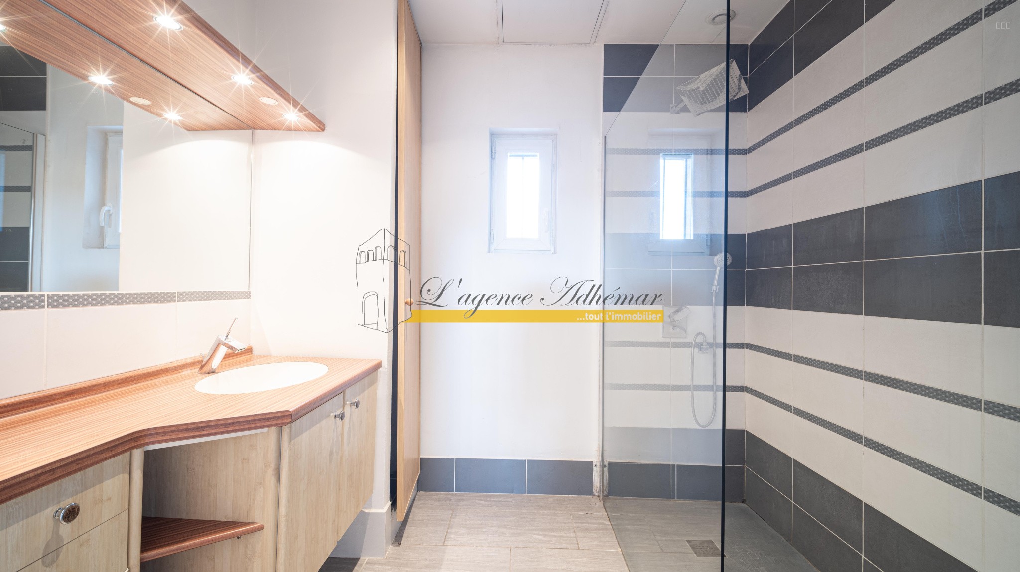 Montélimar, maison 97 m2, 4 pièces, 3 chambres terrain 1282 m2. — photo 5
