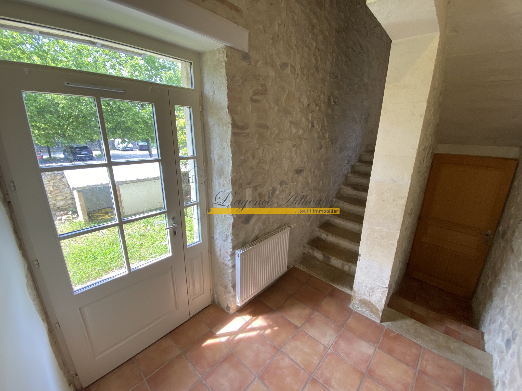 MONTBOUCHER SUR JABRON. Appartement T4 à vendre, avec jardin. — photo 3
