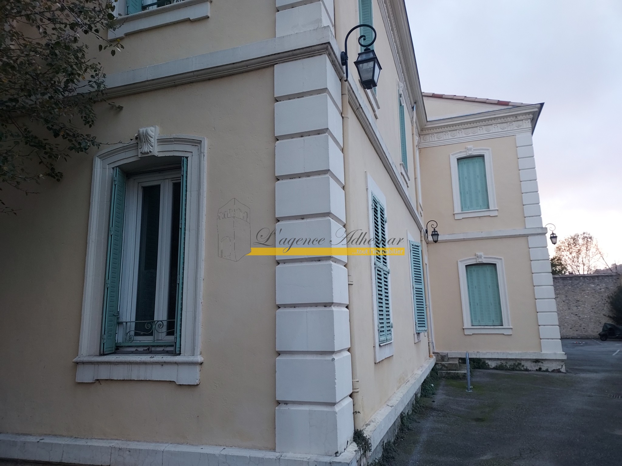 A vendre immeuble de 342 m2 à viviers en monopropriété. — photo 3