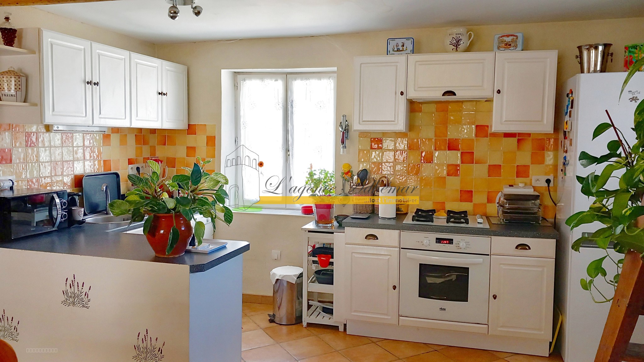Maison, à vendre, village de la Coucourde 77m2, habitable terrain de 276 m2. — photo 8