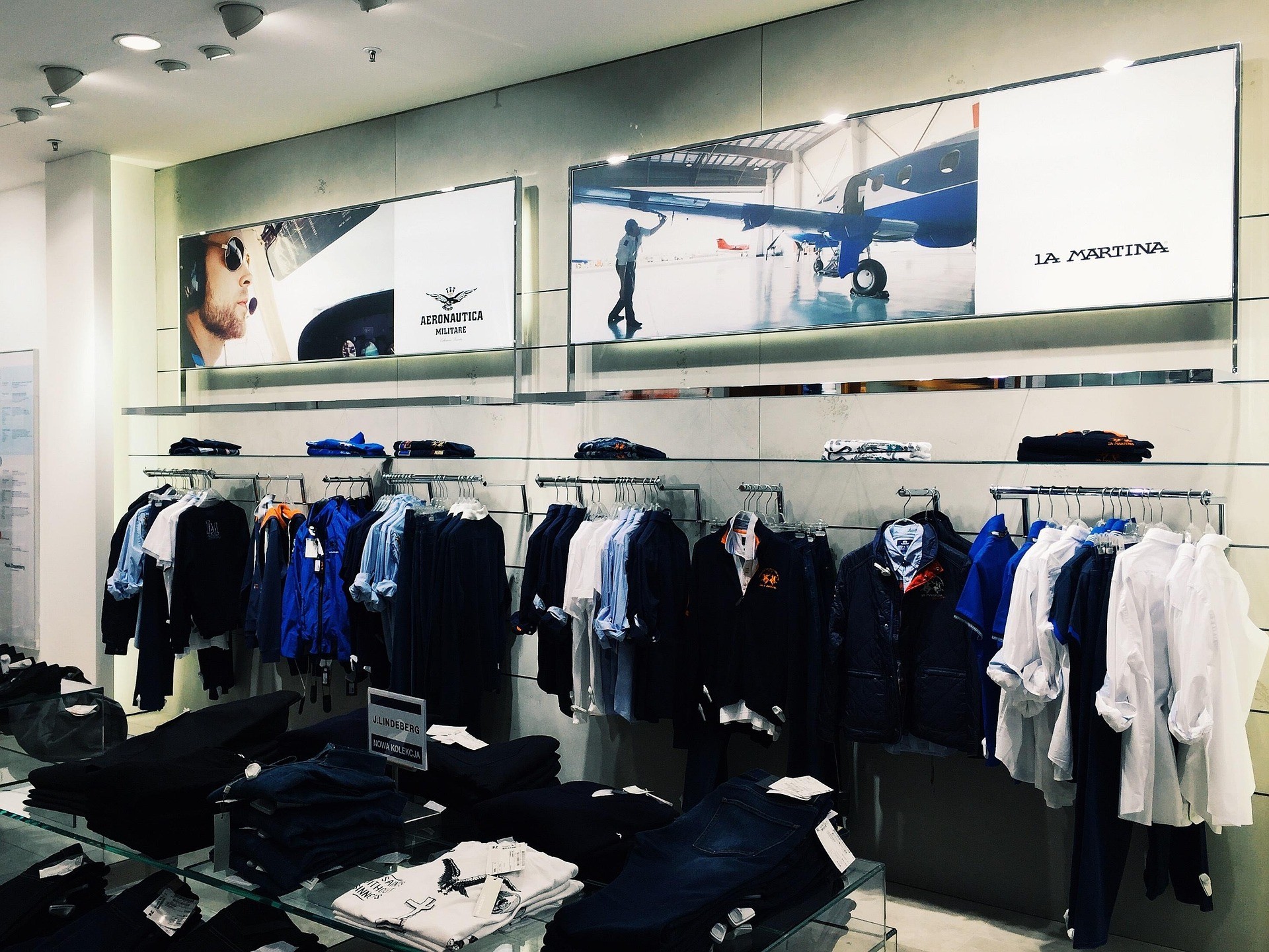 BOUTIQUE 60 M2
