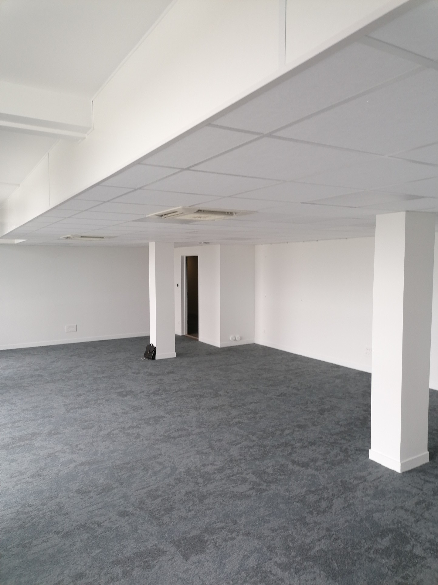 Bureaux confortables 60 m2 neuf ZFU — photo 2