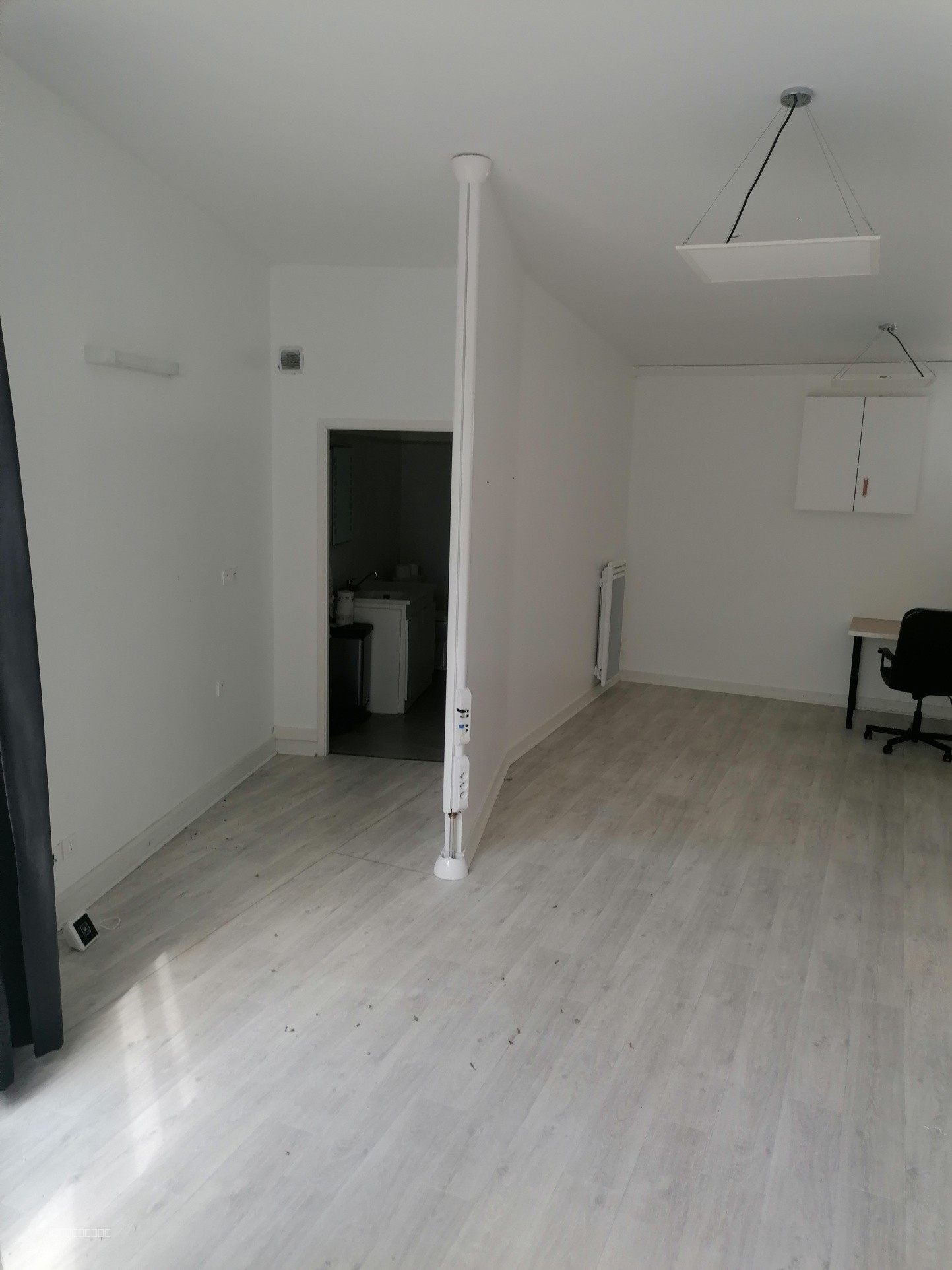 local commercial / bureaux de 72 m2 — photo 2