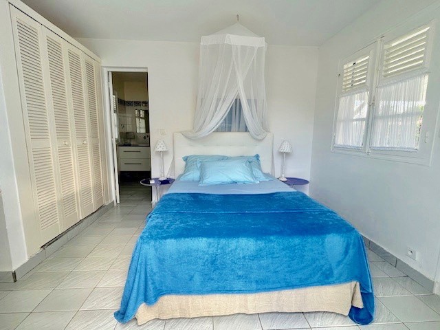 À VENDRE VILLA DE 4 PIECES SUR UN TERRAIN 910 M2 À SAINT-FRANÇOIS — photo 8