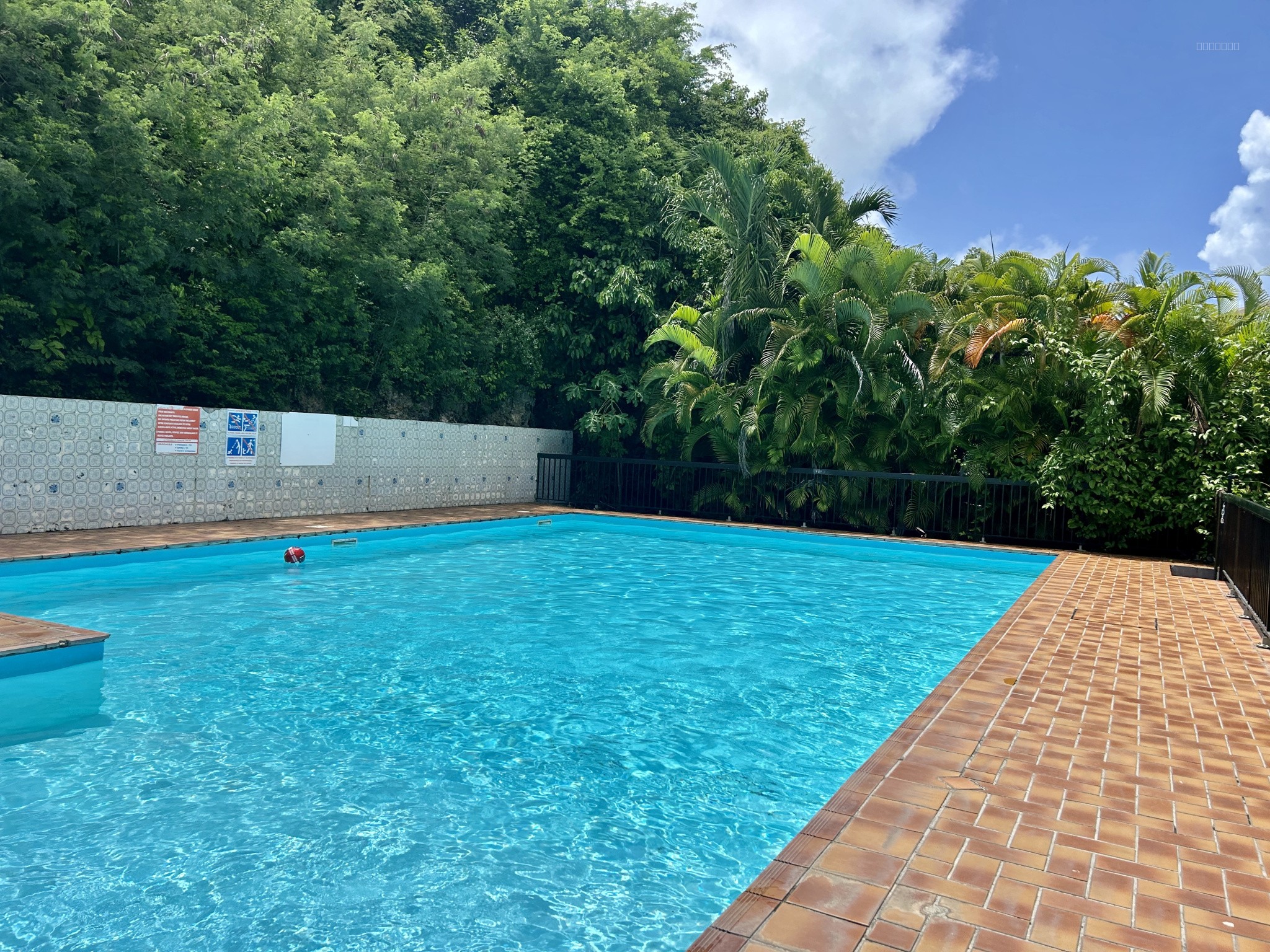 À VENDRE SPACIEUX T3 DE 84 M2 À BAS-DU-FORT — photo 9