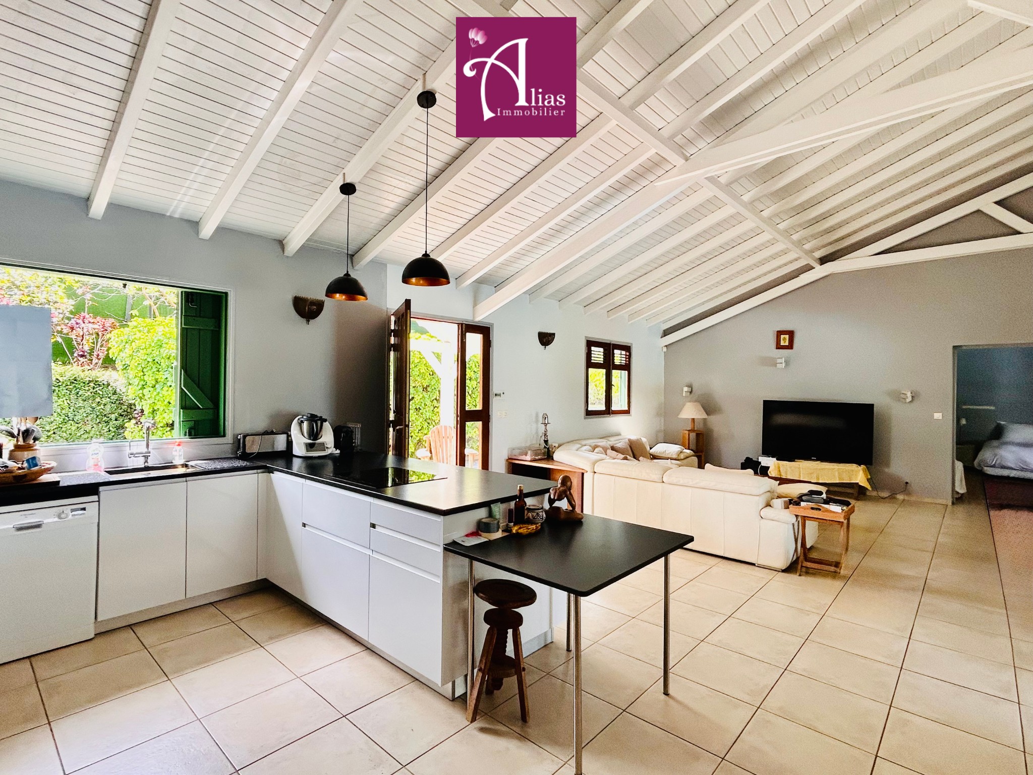Villa F4 avec Piscine dans Lotissement Sécurisé   Rare sur le secteur de Petit-Bourg — photo 3