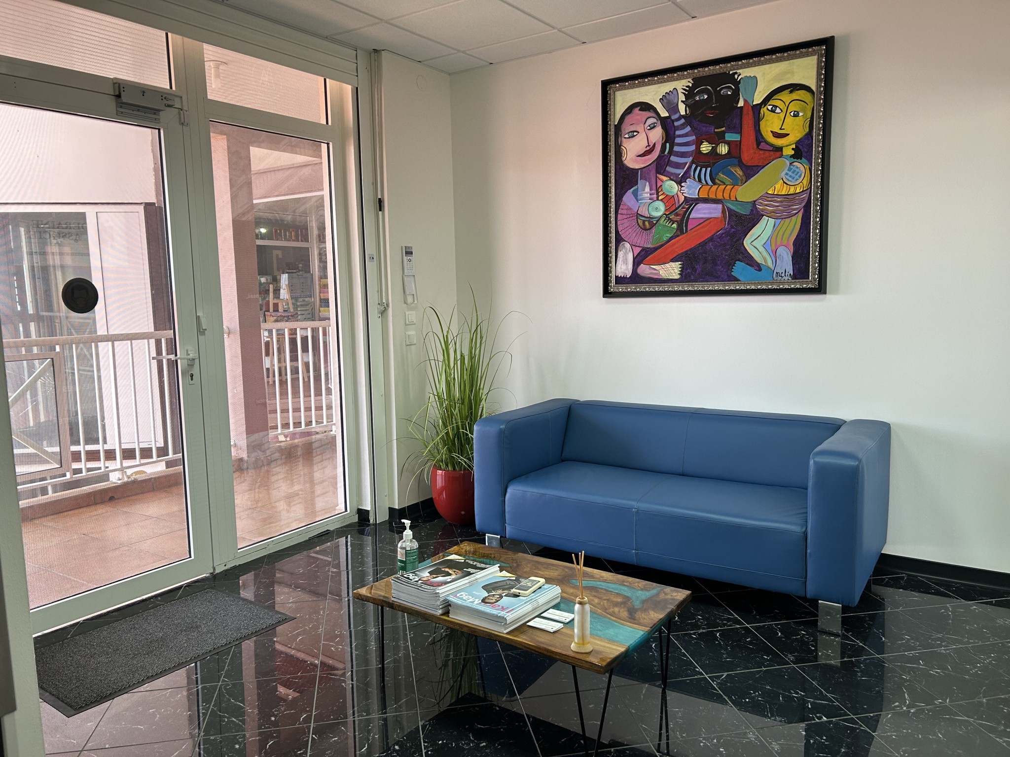 MAGNIFIQUES BUREAUX DE 71M2 A VENDRE A SAINT-FRANCOIS — photo 2