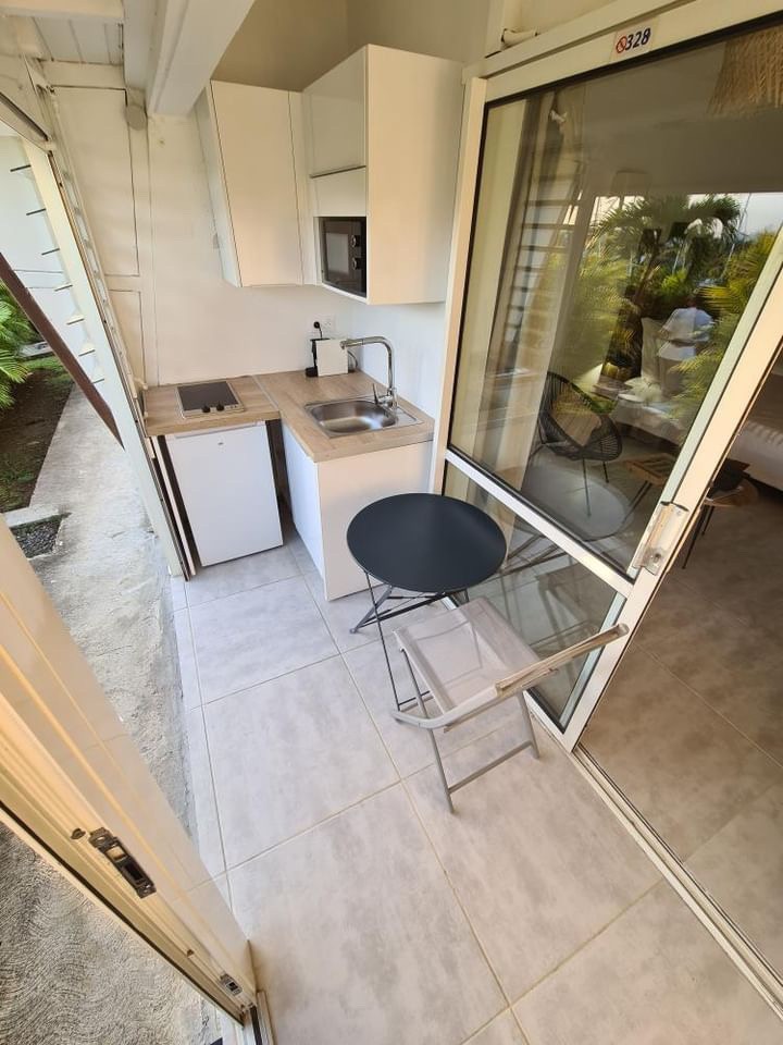 LOCATION STUDIO MEUBLÉ MARINA TOUT INCLUS — photo 4