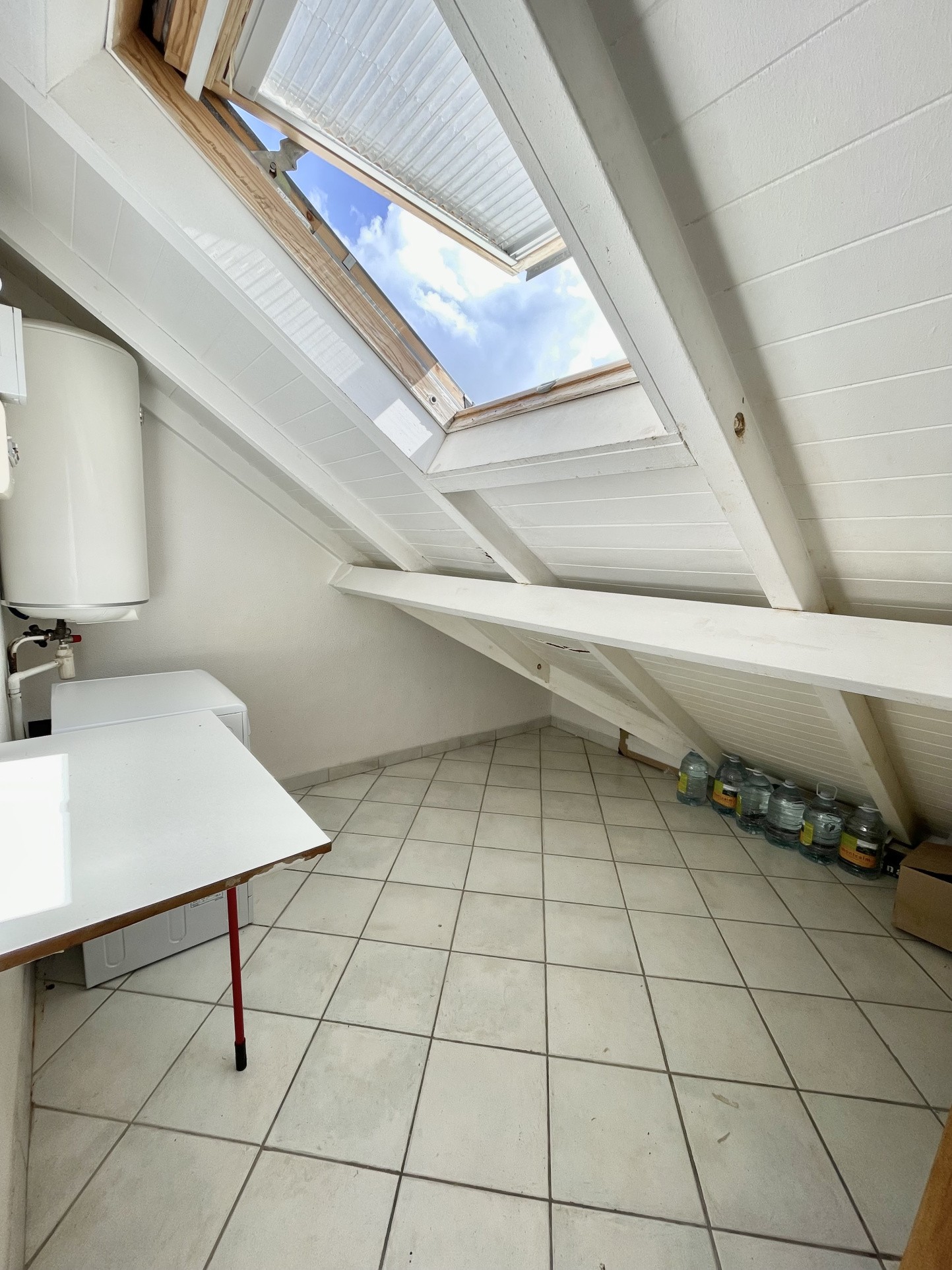 À VENDRE TRÈS JOLI T2 MEUBLÉ AVEC VUE DÉGAGÉE À BAIE-MAHAULT — photo 8