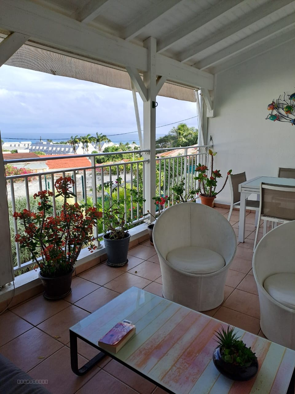 Location T3 Duplex Meublé avec Vue Mer à Dampierre - Terrasse, Parking, Résidence Sécurisée — photo 2