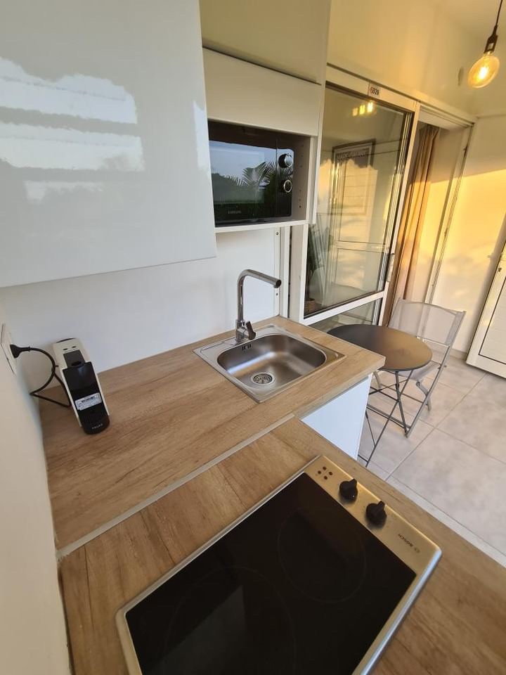 LOCATION STUDIO MEUBLÉ MARINA TOUT INCLUS — photo 3