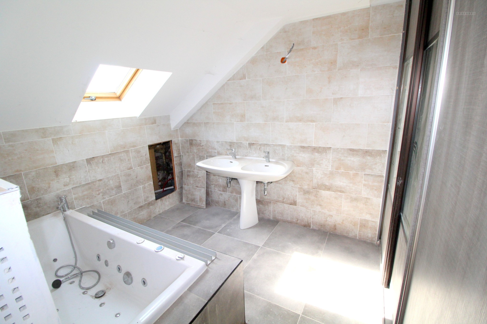LOFT avec terrasse secteur FOUILLOY — photo 3