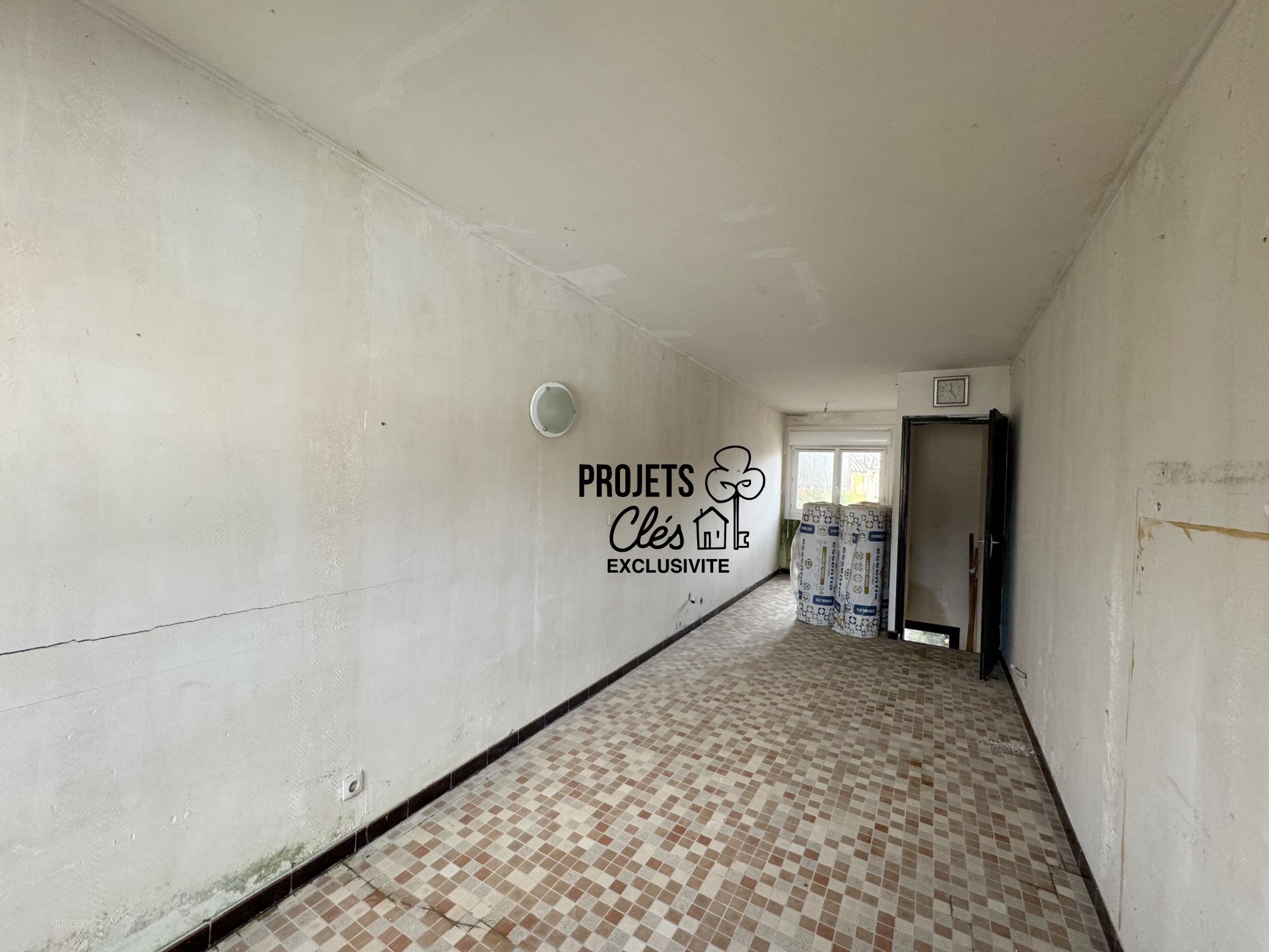 Maison atypique de centre-bourg avec dépendance — photo 10
