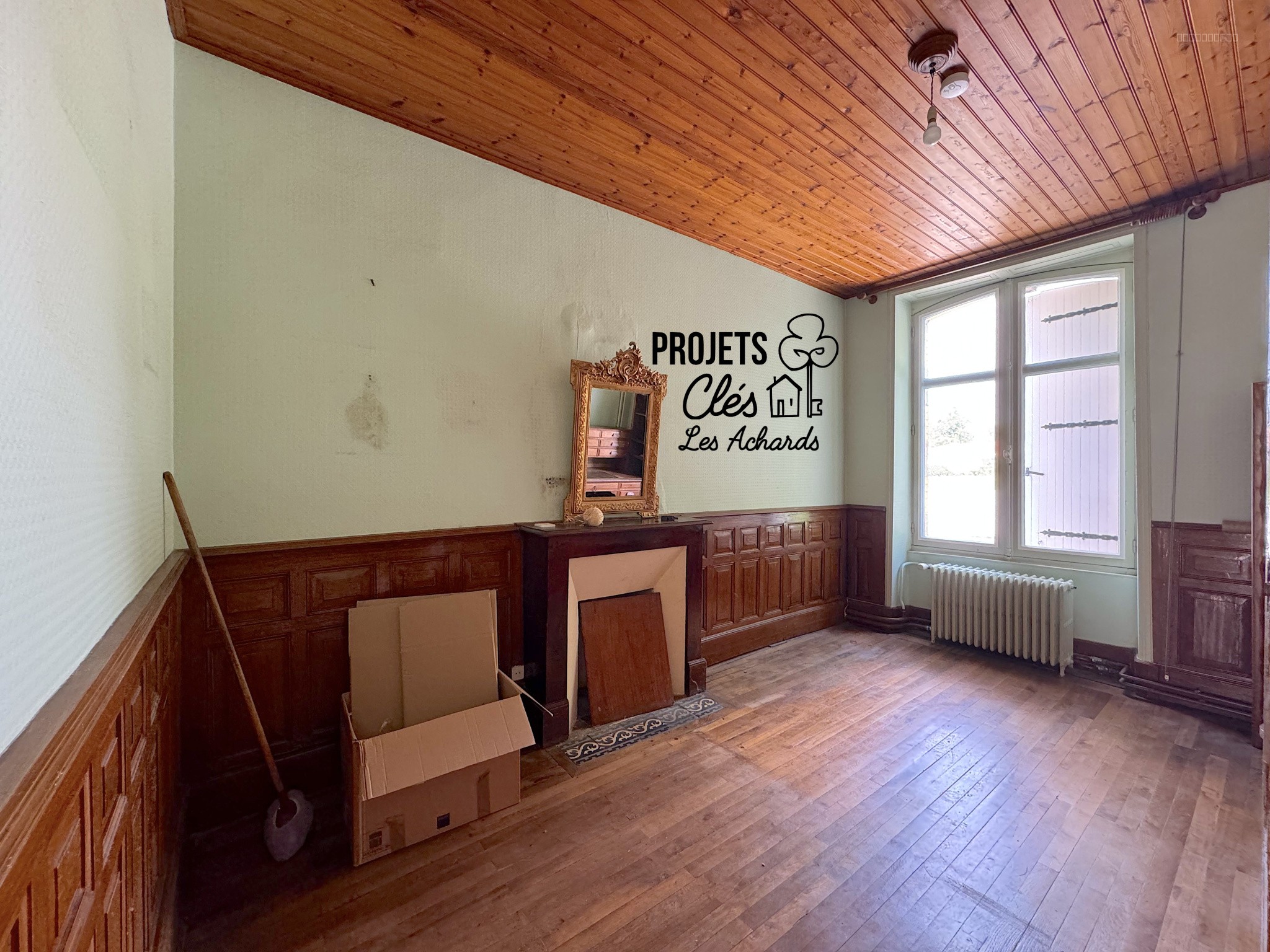 Maison à rénover - 3 chambres et nombreuses dépendances — photo 9