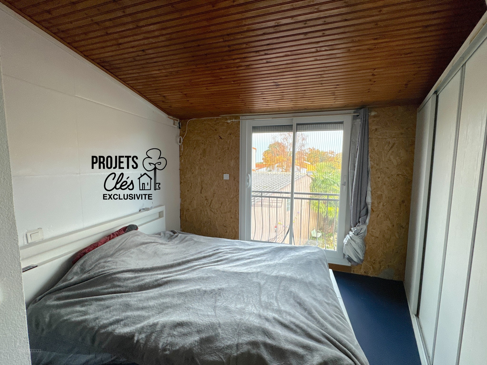 Maison atypique de centre-bourg avec dépendance — photo 4