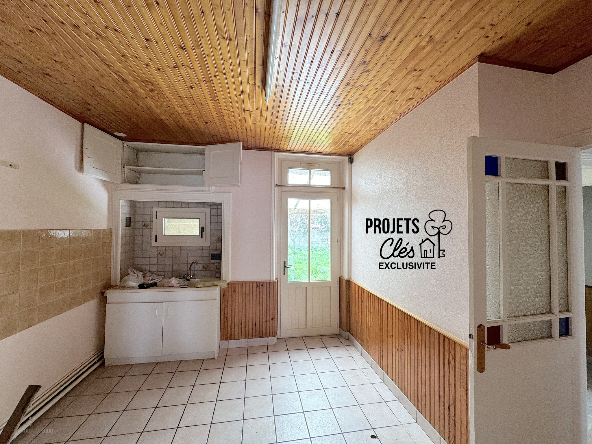 Charmante Maison à Rénover aux Portes du Pentagone, La Roche-sur-Yon — photo 4