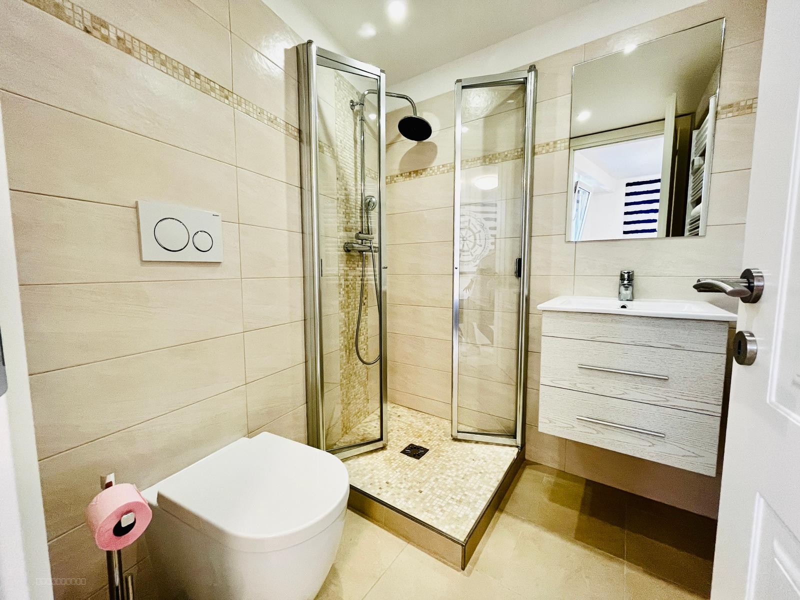 MENTON GARAVAN PENTHOUSE — photo 18