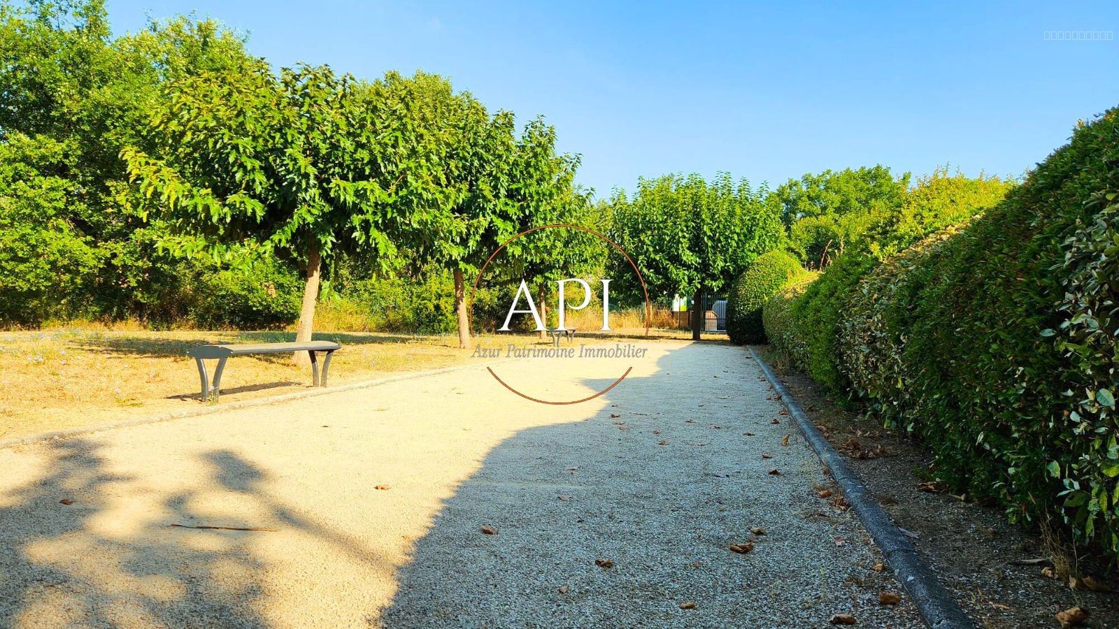 Maison avec jardin dans résidence sécurisée — photo 3