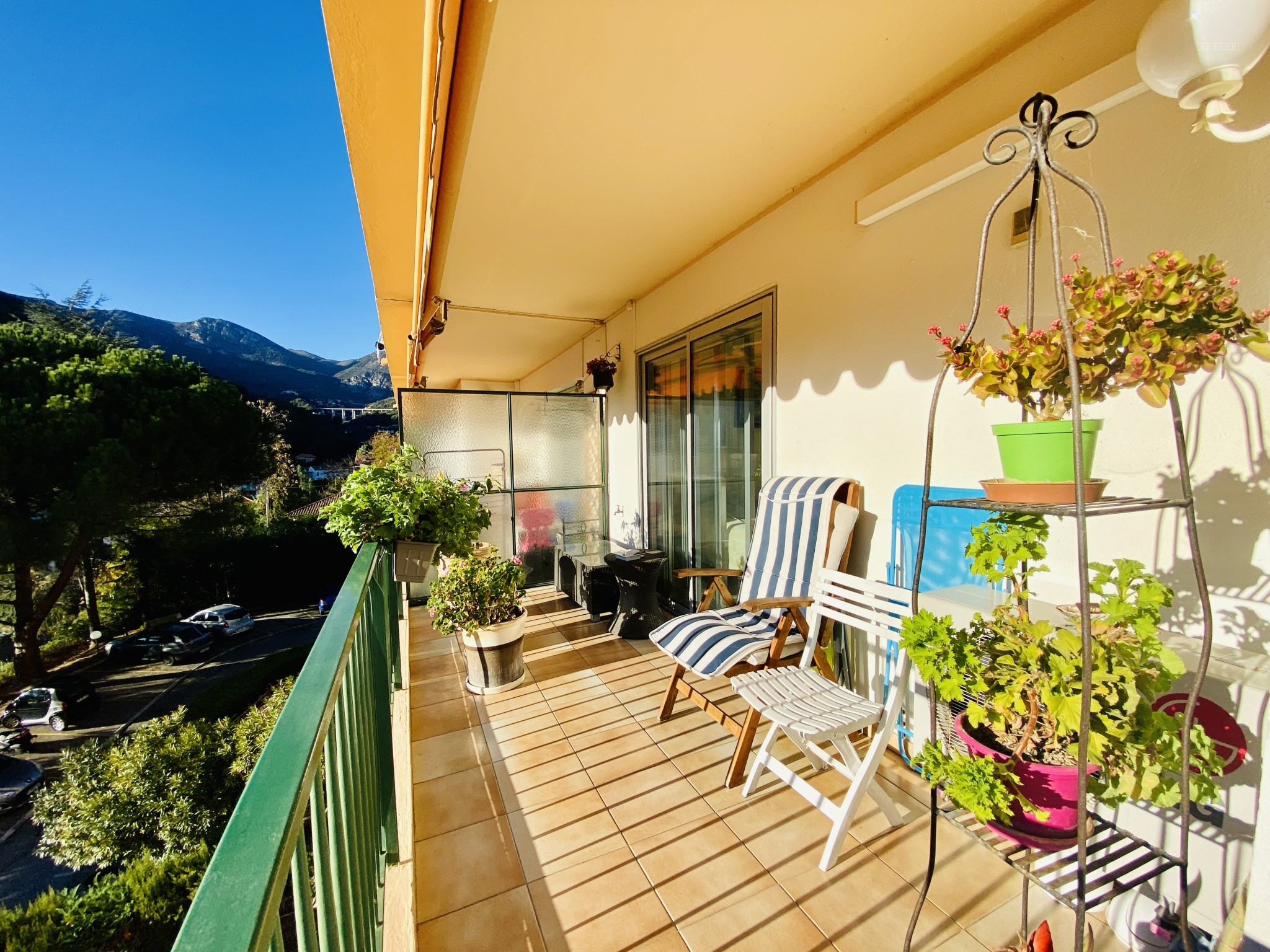 Exclusivité Menton - 3 PIÈCES 81M2 - TERRASSE 40M2 - CAVE ET PARKING — photo 9