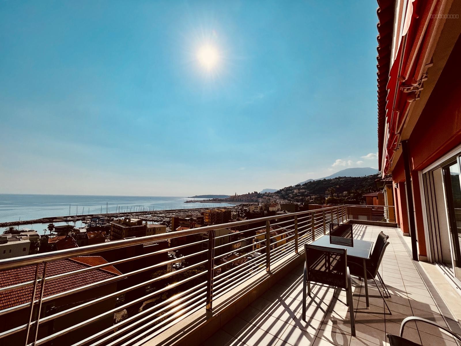 MENTON GARAVAN PENTHOUSE — photo 3