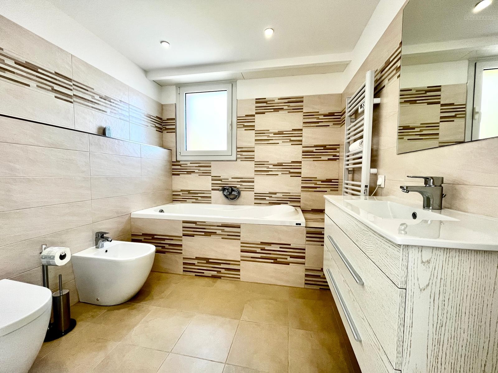MENTON GARAVAN PENTHOUSE — photo 13