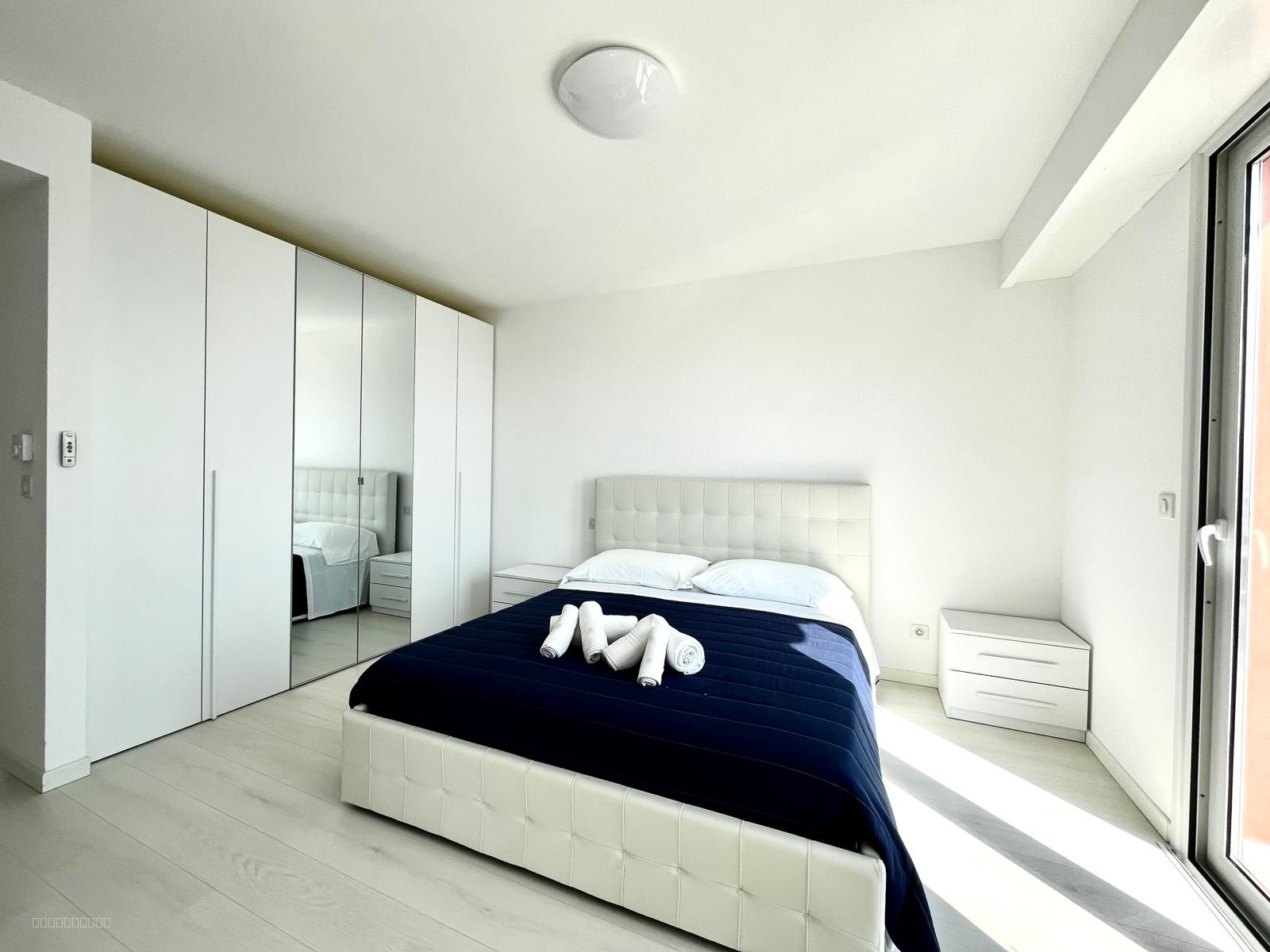 MENTON GARAVAN PENTHOUSE — photo 12