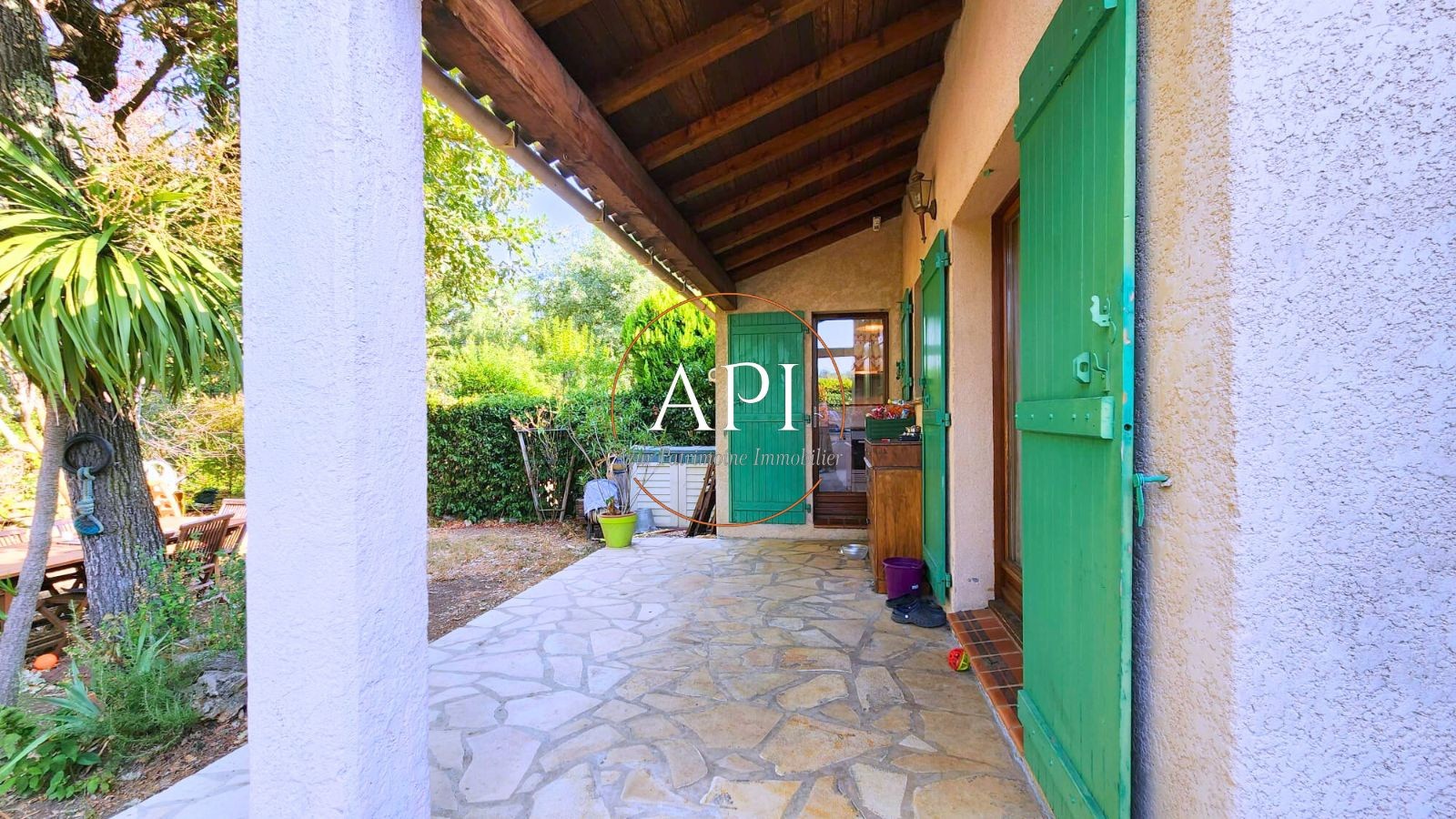 Maison avec jardin dans résidence sécurisée — photo 2