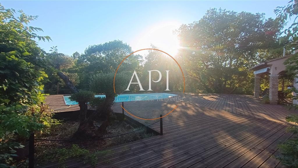 Villa de 200m2 habitable avec piscine — photo 16