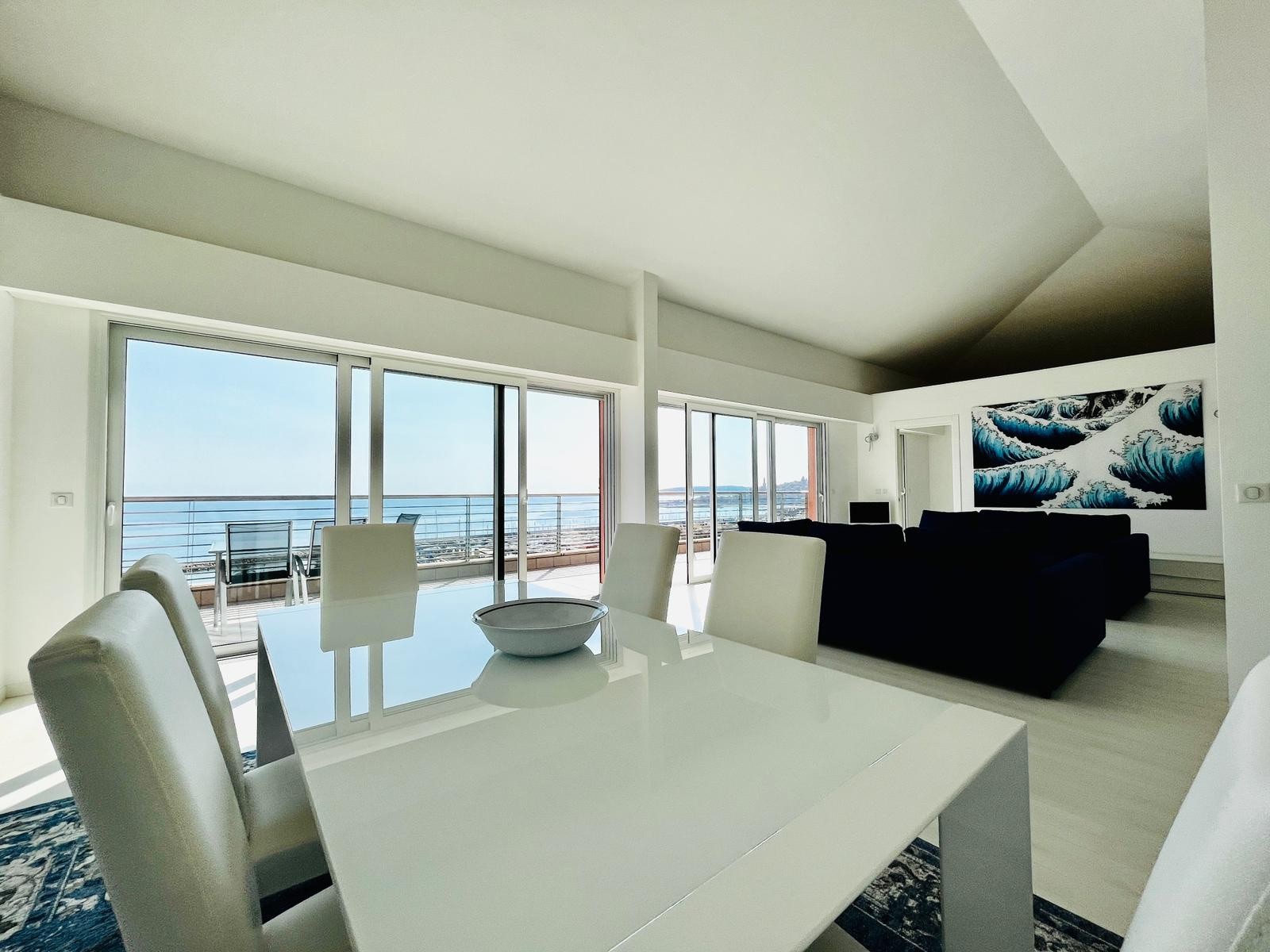 MENTON GARAVAN PENTHOUSE — photo 4