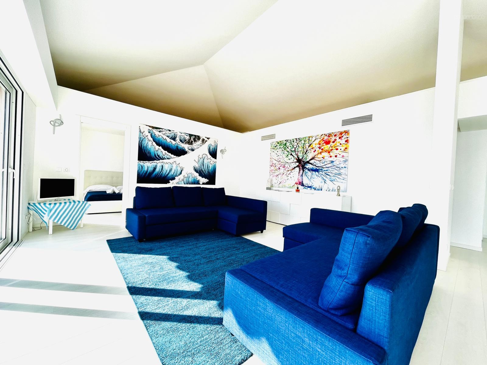MENTON GARAVAN PENTHOUSE — photo 7