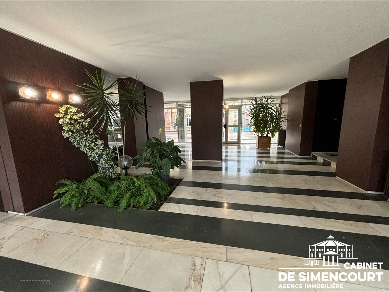 HENRIVILLE - APPARTEMENT 105m2 - Balcon - Place de Parking — photo 6