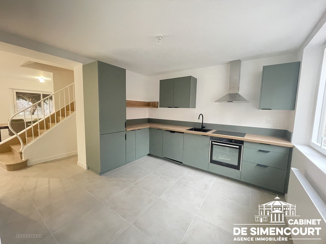 SAINTE-ANNE - MAISON 165M2 AVEC JARDIN ET GARAGE — photo 4