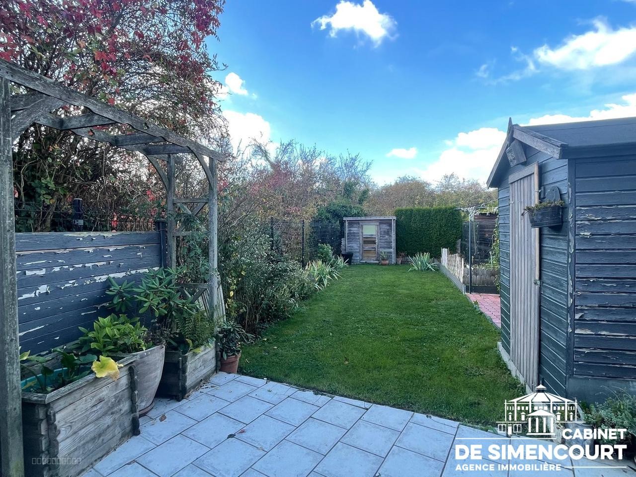 PROCHE ZENITH-FAUBOURH DE HEM - BELLE AMIENOISE 4 PIECES AVEC TERRASSE ET JARDIN — photo 6