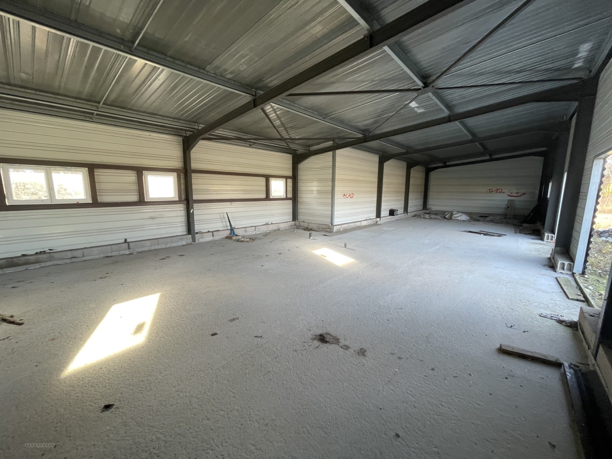Local d’activité - Entrepôt neuf 322m2 — photo 2