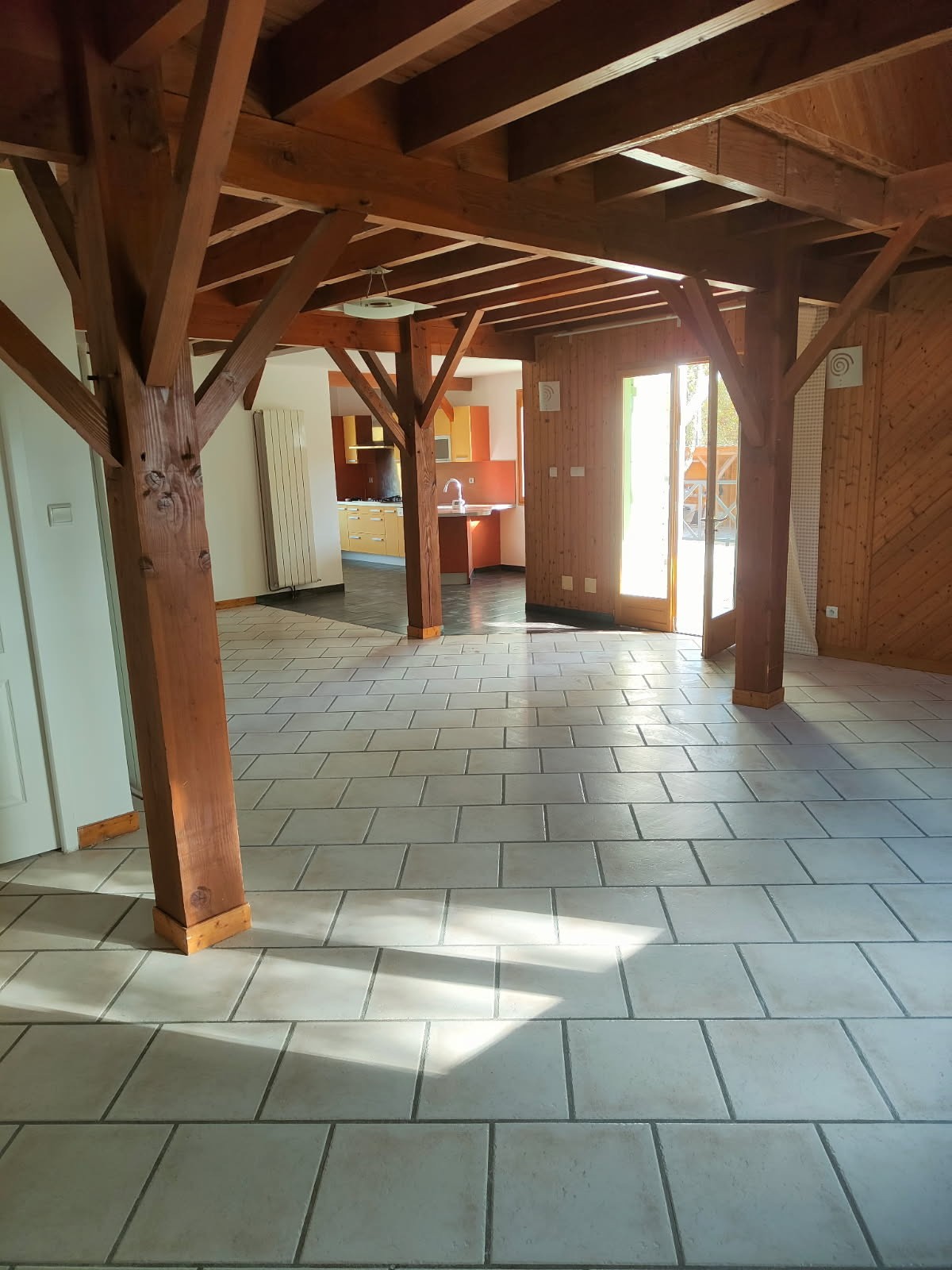 Maison - Chalet en bois de 155m2 avec 4 chambres  à Puycornet — photo 6
