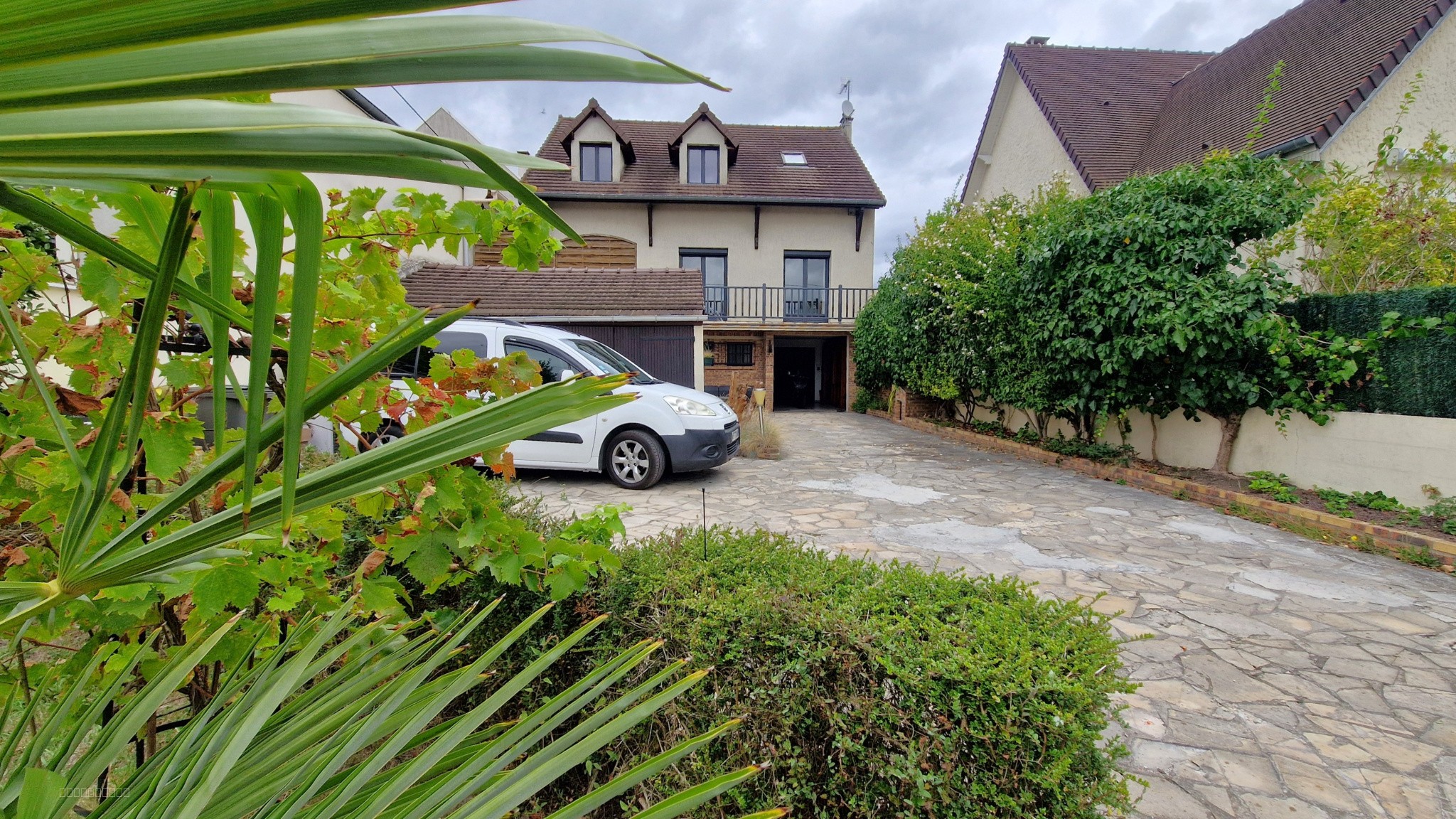 À vendre   Maison familiale 6 pièces   150 m2   Sous-Sol total — photo 2