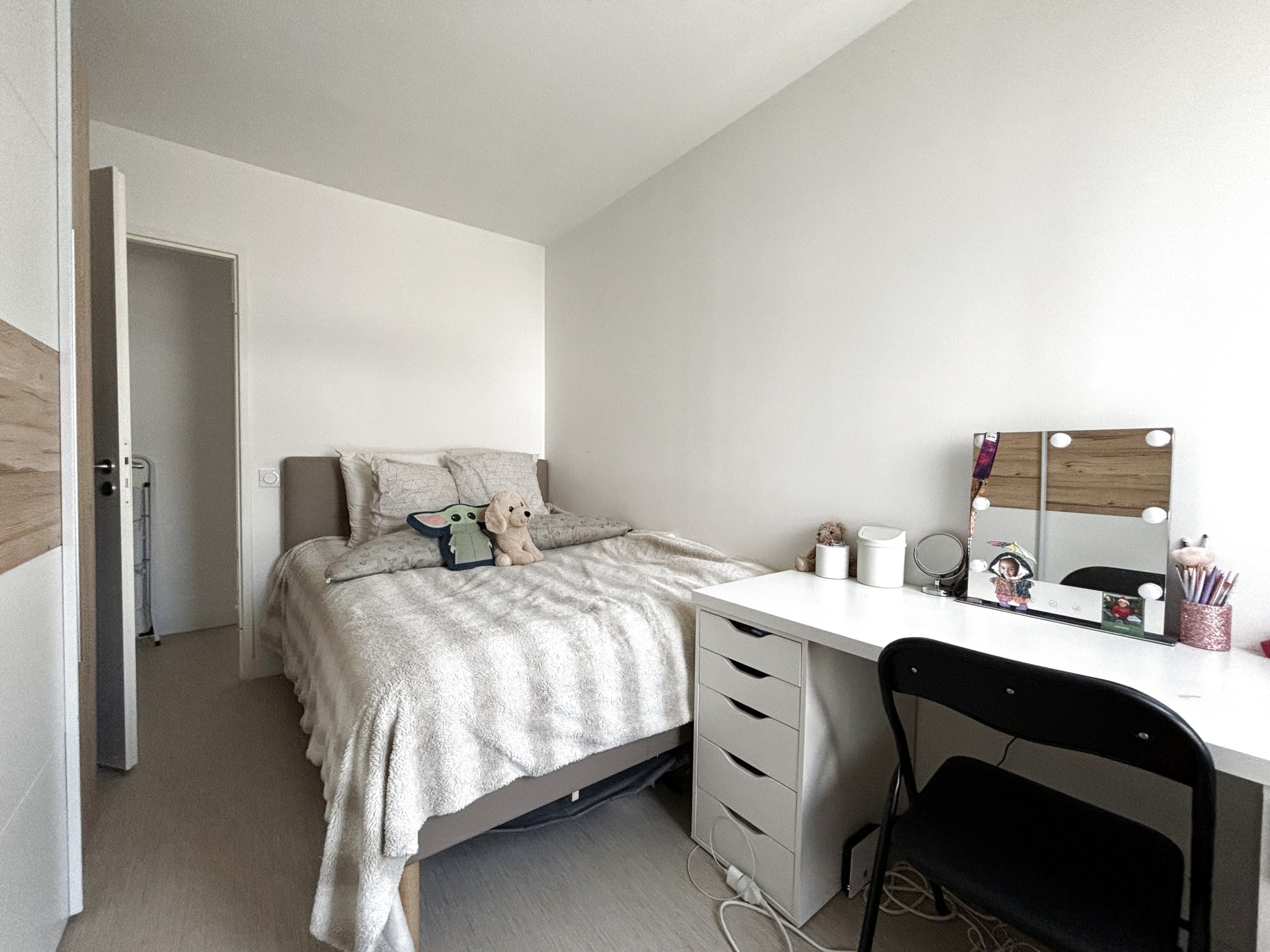 MARLY-LA-VILLE - VENDU LOUE - DUPLEX DE 4 PIECES AVEC JARDIN — photo 5