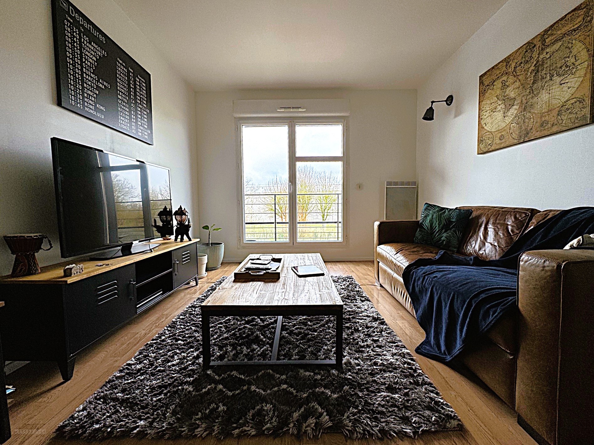 RESIDENCE DE STANDING. Appartement de 2 pièces de 45 m2 habitable avec balcon situé au 2ème et dernier étage.. — photo 2