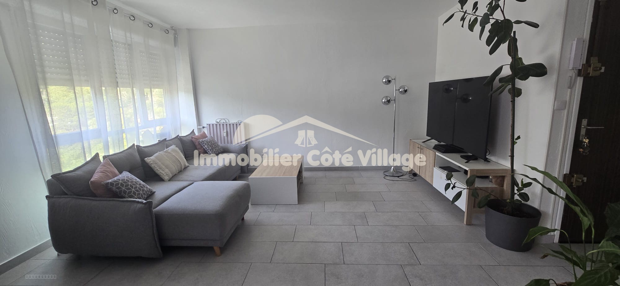 vendre   Appartement 4 pièces de 77,82 m2 à La Trinité — photo 4