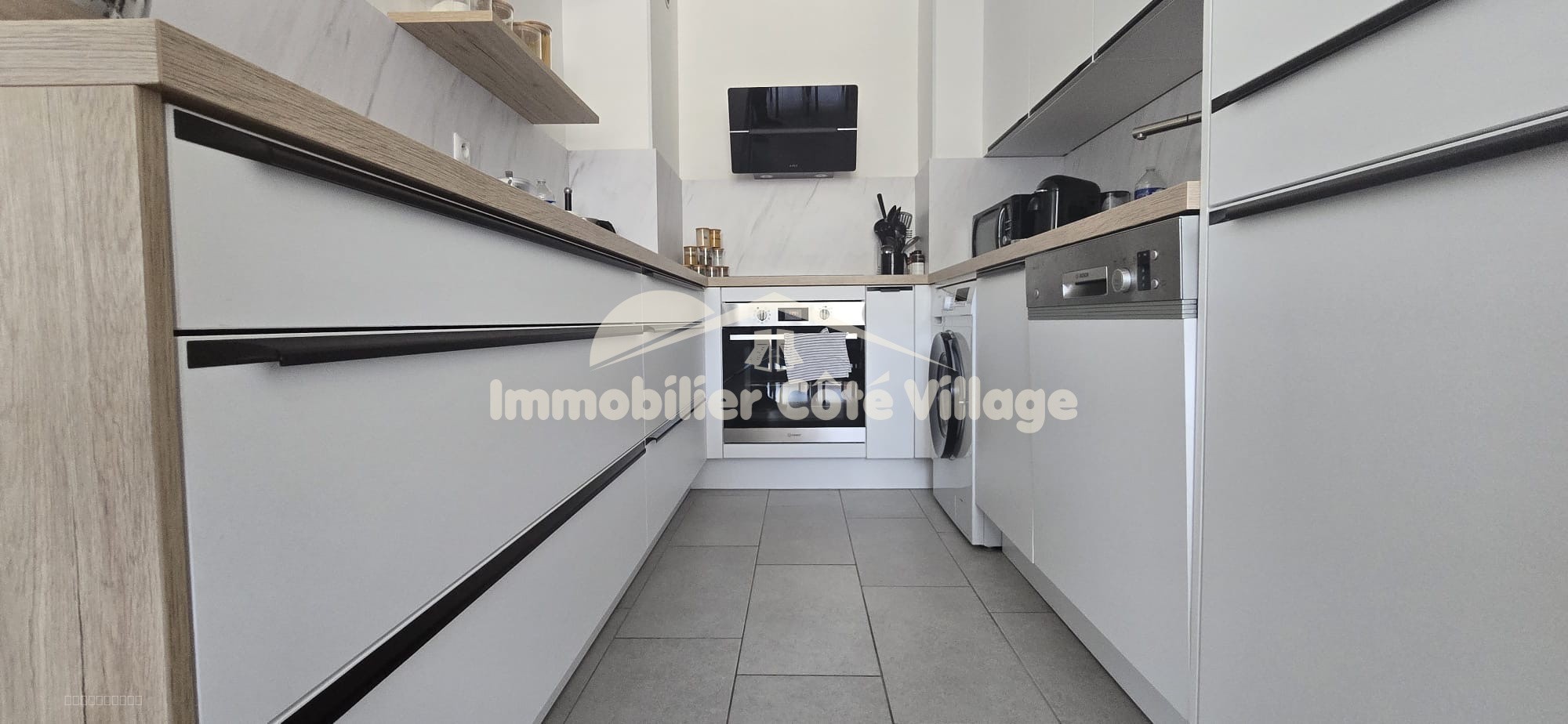 vendre   Appartement 4 pièces de 77,82 m2 à La Trinité — photo 6