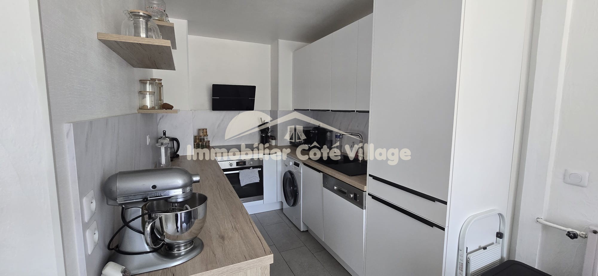 vendre   Appartement 4 pièces de 77,82 m2 à La Trinité — photo 5