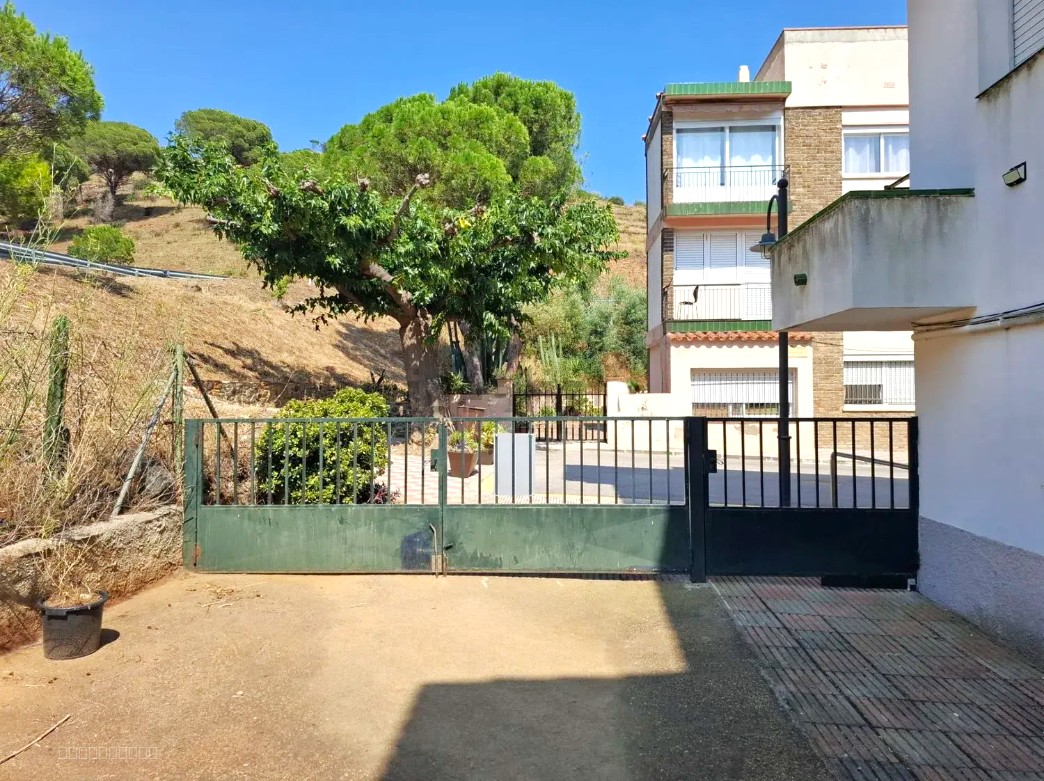 Appartement T2 avec balcon et garage   Colera, Costa Brava (Espagne) — photo 12