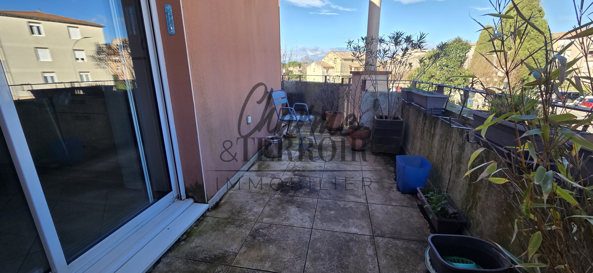 Centre ville UZES Appartement dans résidence de standing avec piscine — photo 7