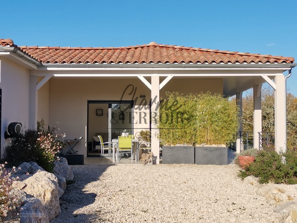 Villa contemporaine 130 m2 habitables avec piscine et dépendance, au calme non isolée, entre Uzès et Barjac. — photo 6